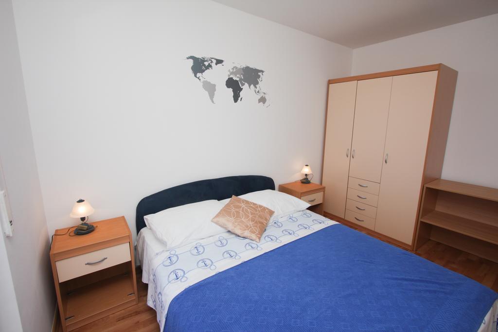 Apartments Spirito Рогозница Экстерьер фото
