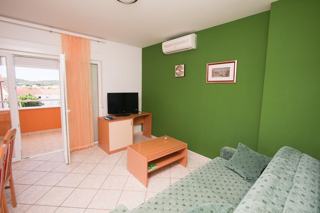 Apartments Spirito Рогозница Экстерьер фото