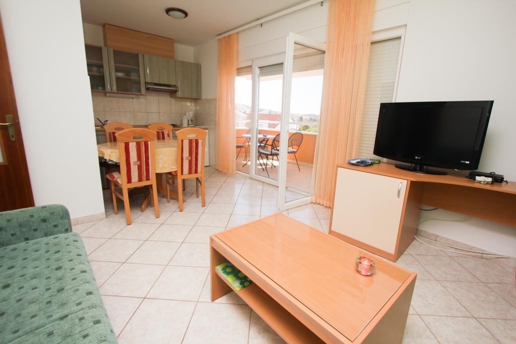 Apartments Spirito Рогозница Экстерьер фото