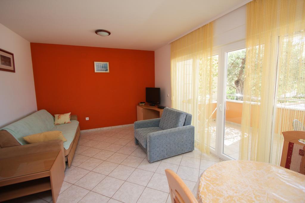 Apartments Spirito Рогозница Экстерьер фото