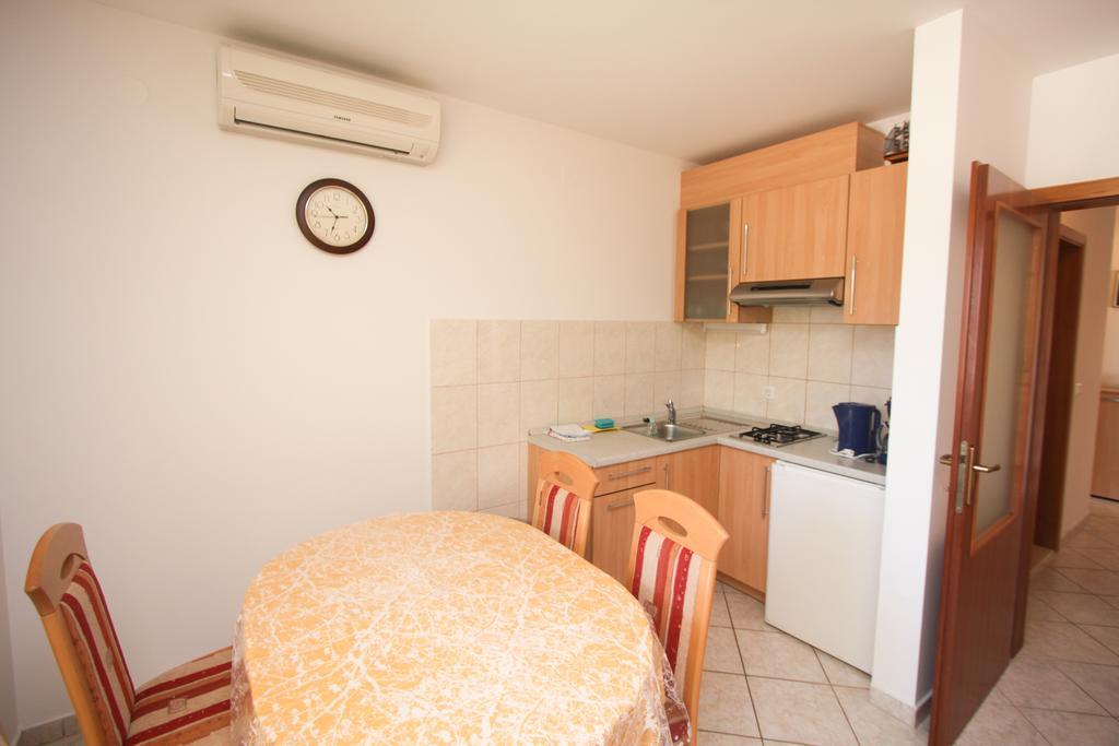 Apartments Spirito Рогозница Экстерьер фото